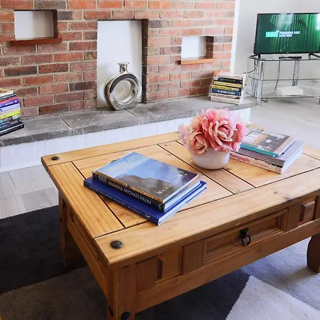 Large 1 Bed Apt, In The Location In Dublin! *