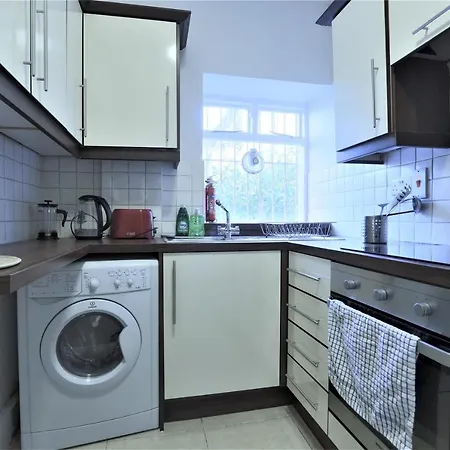 Large 1 Bed Apt, In The Location In Dublin! *